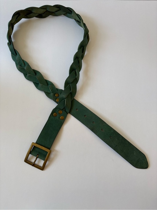 Old Navy Accessories - VNTG Old Navy‎ Leather Green Braided Pleated Belt L Rivet Square Buckle Western